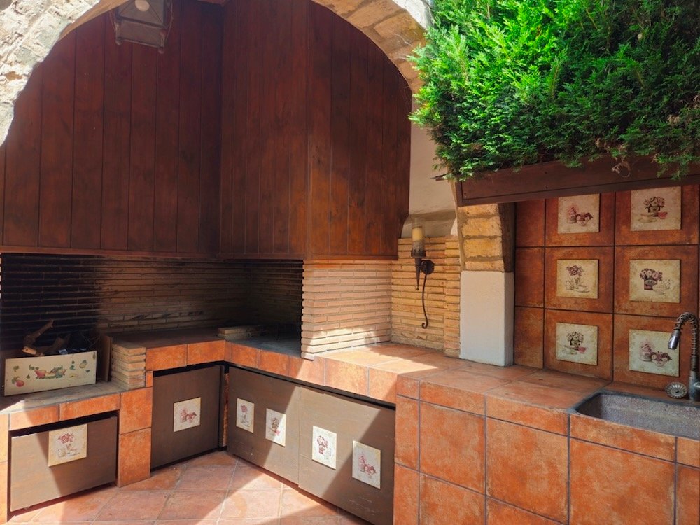 Property 2452 - Image 17